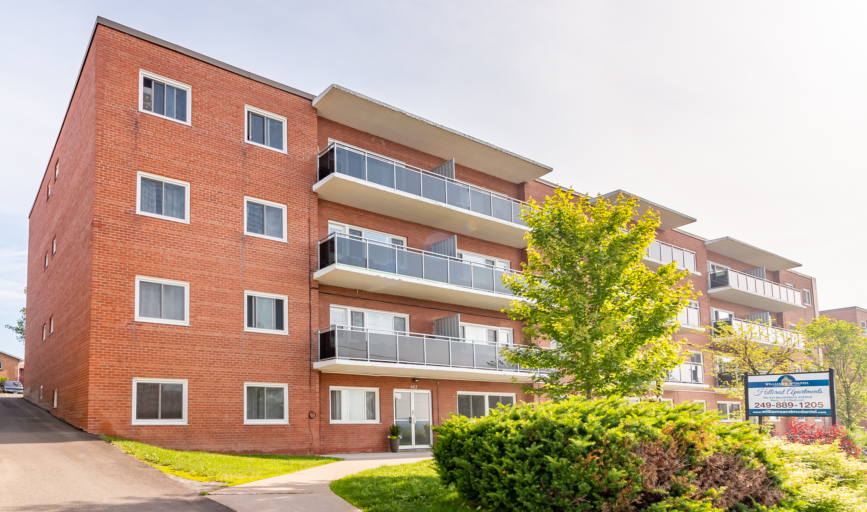 602 & 614 MacDonald Avenue, Sault Ste. Marie, ON P6B 1J5 — photo 1