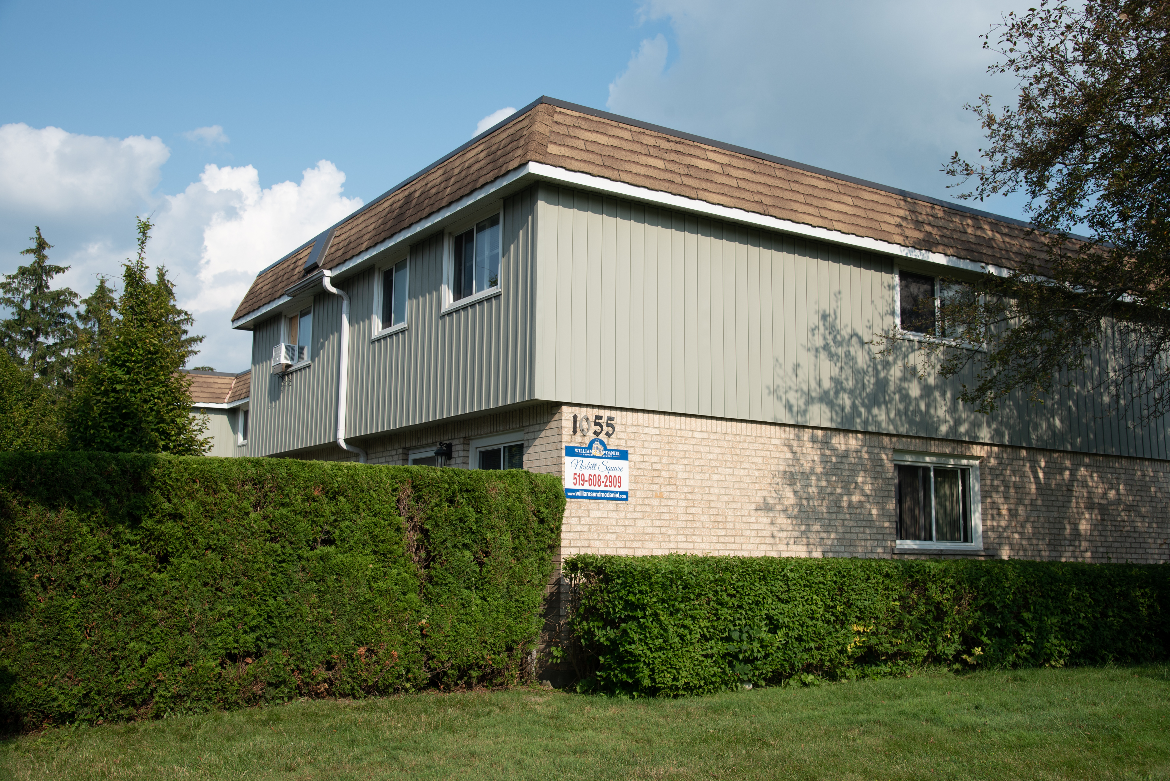 1025-1055 Nesbitt Square, Woodstock, ON N4S 7N9 — photo 2