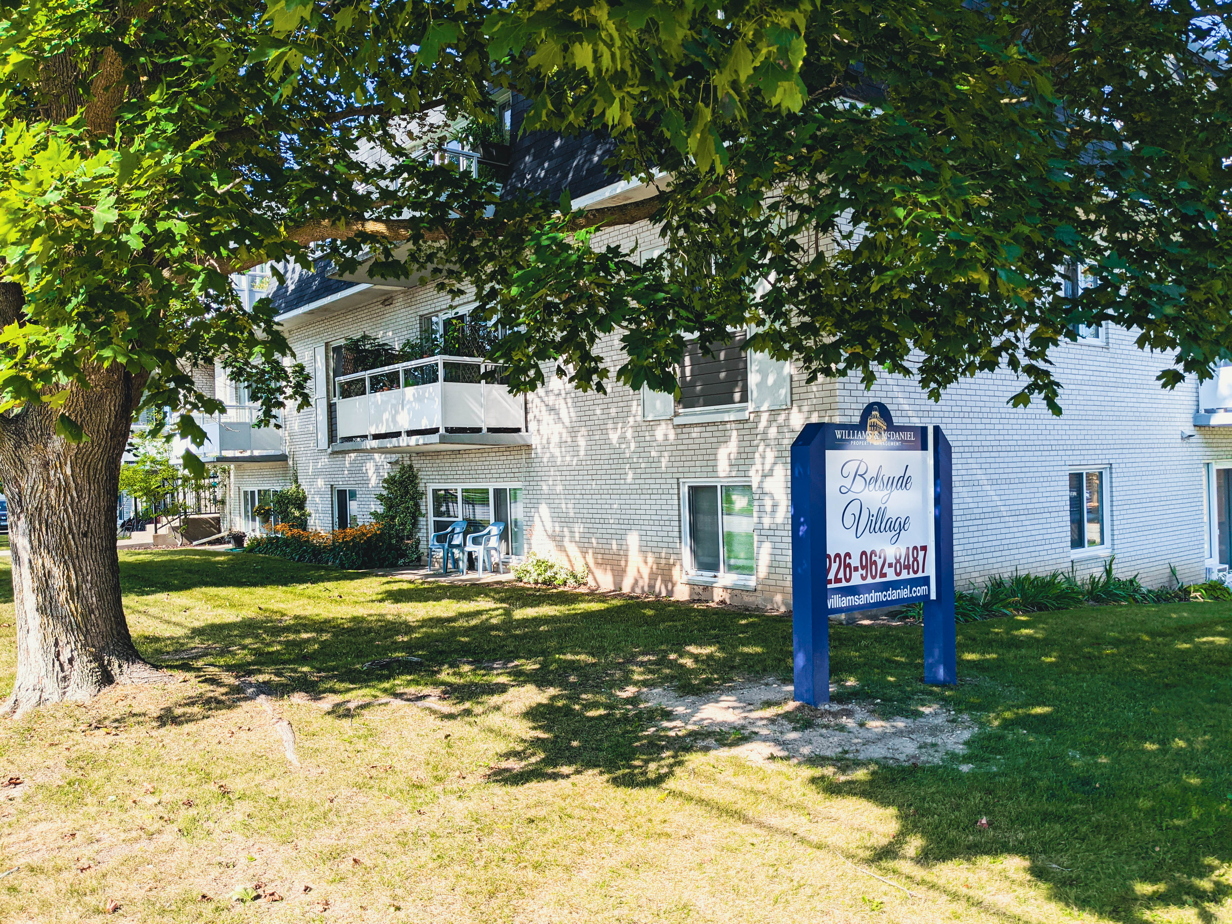 215 Belsyde Ave East, Fergus, ON N1M 1Z4 — photo 2