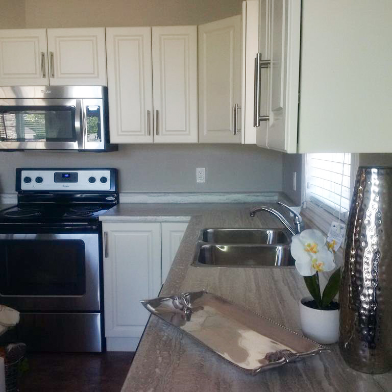 758 Aberdeen Blvd, Midland, ON L4R 5P1 — photo 2