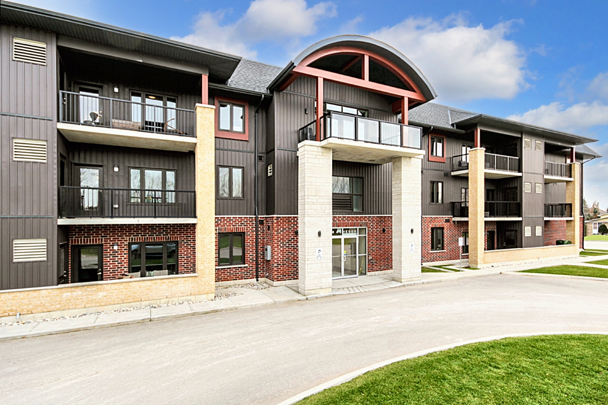 500 Acheson Street, Exeter, ON N0M 1S0 — photo 1