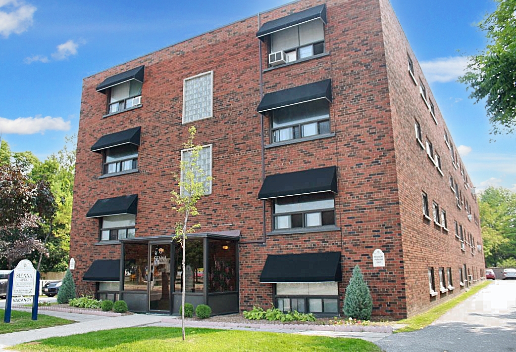 8 Speedvale Avenue West, Guelph, ON N1H 1J4 — photo 1