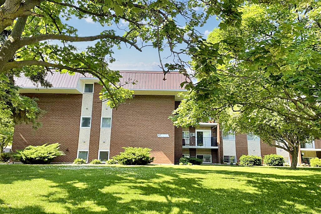 63 Suncoast Drive East, Goderich, ON N7A 4H7 — photo 2