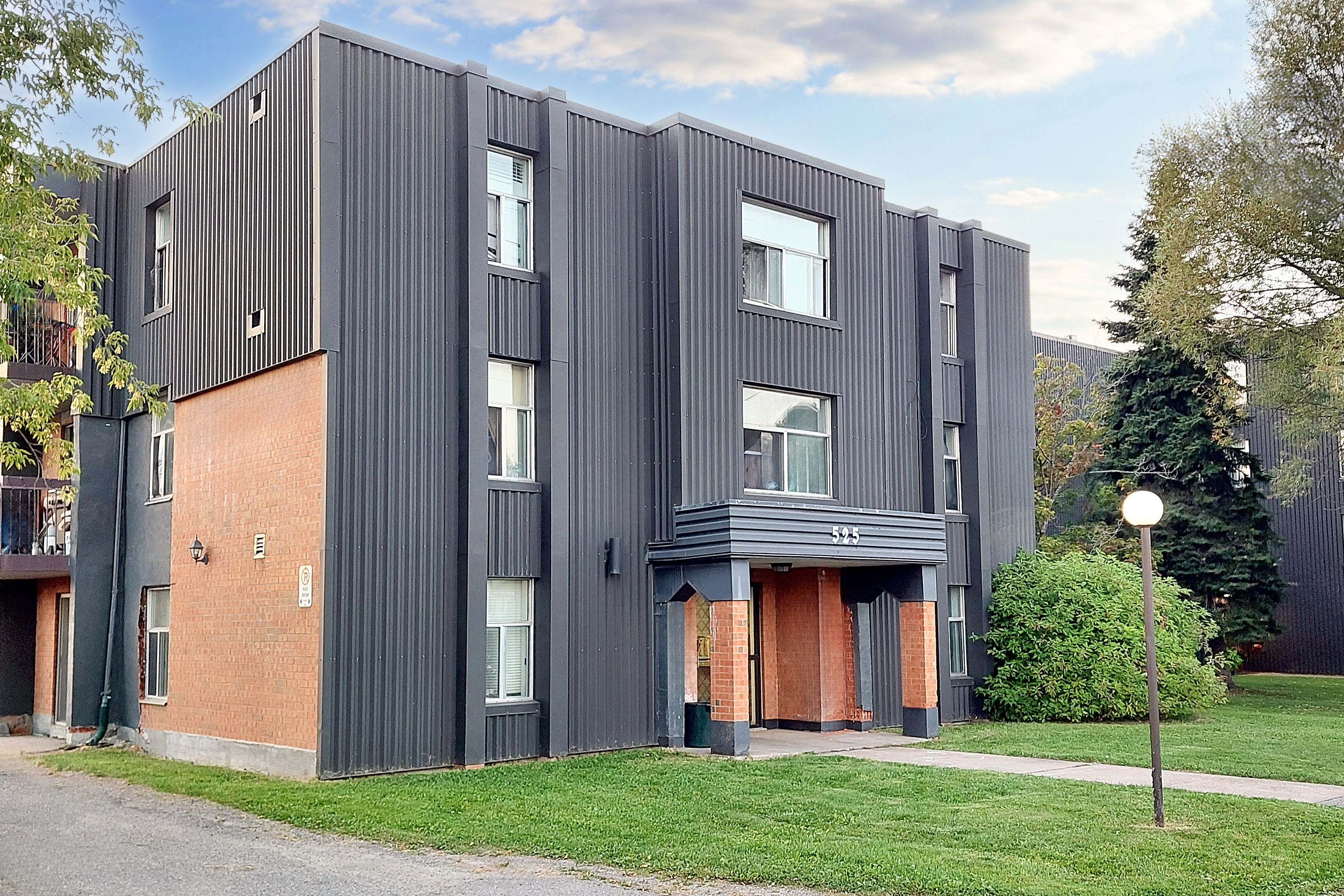 525 Cooper Street, Sault Ste. Marie, ON P6C 4W3 — photo 1