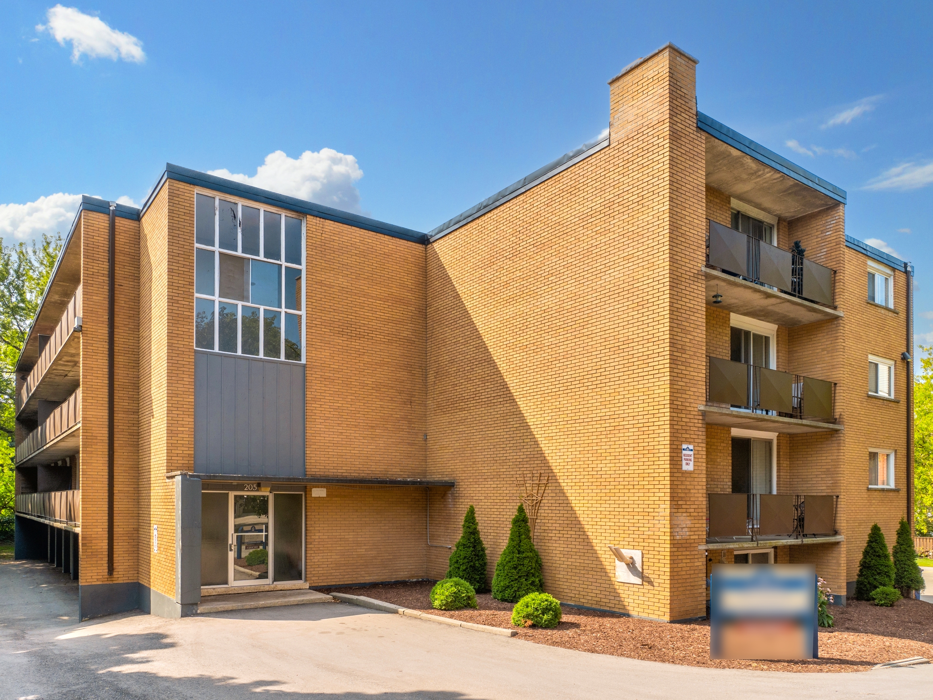205 Brandon Avenue, Kitchener, ON N2M 2J2 — photo 1