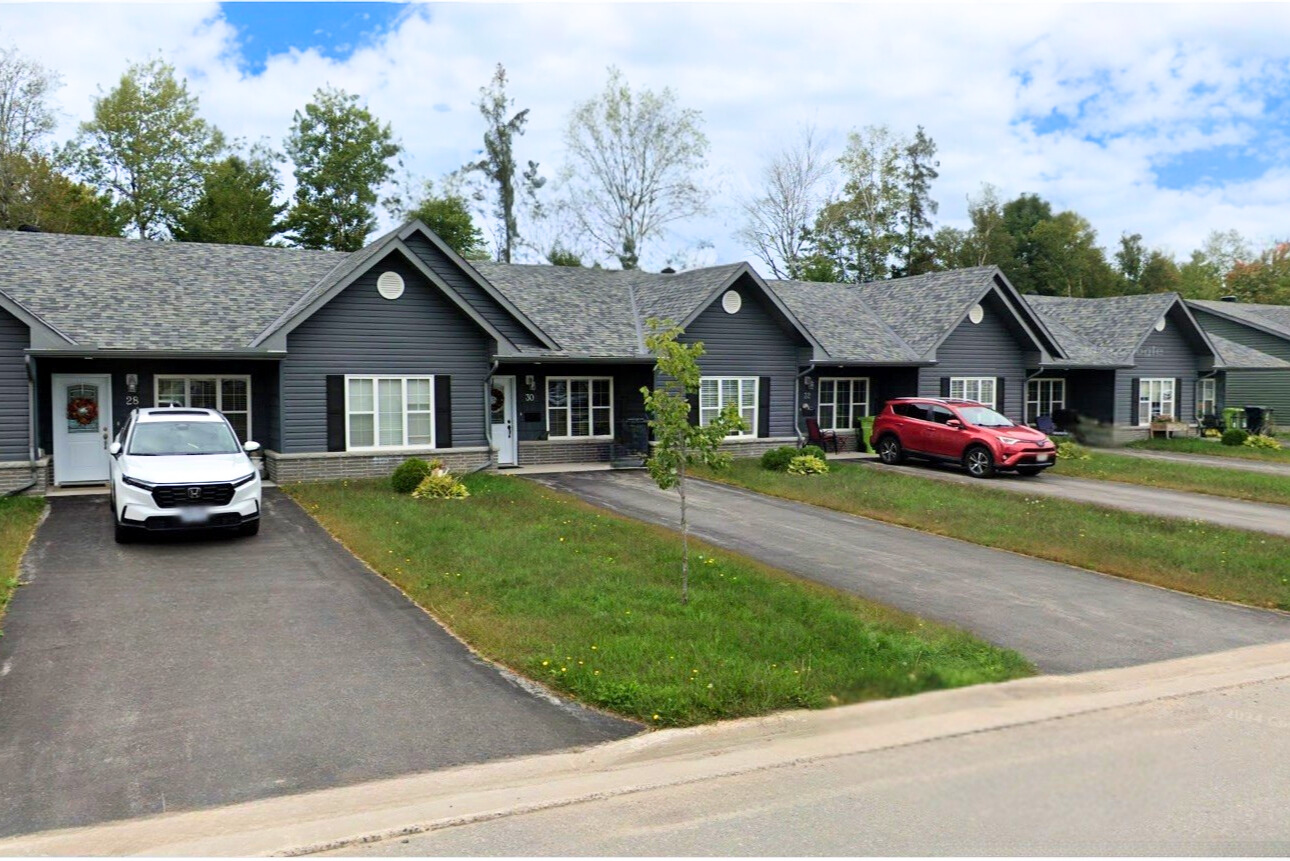 43 Sinclair Drive, Sault Ste. Marie, ON P6A 0E9 — photo 1