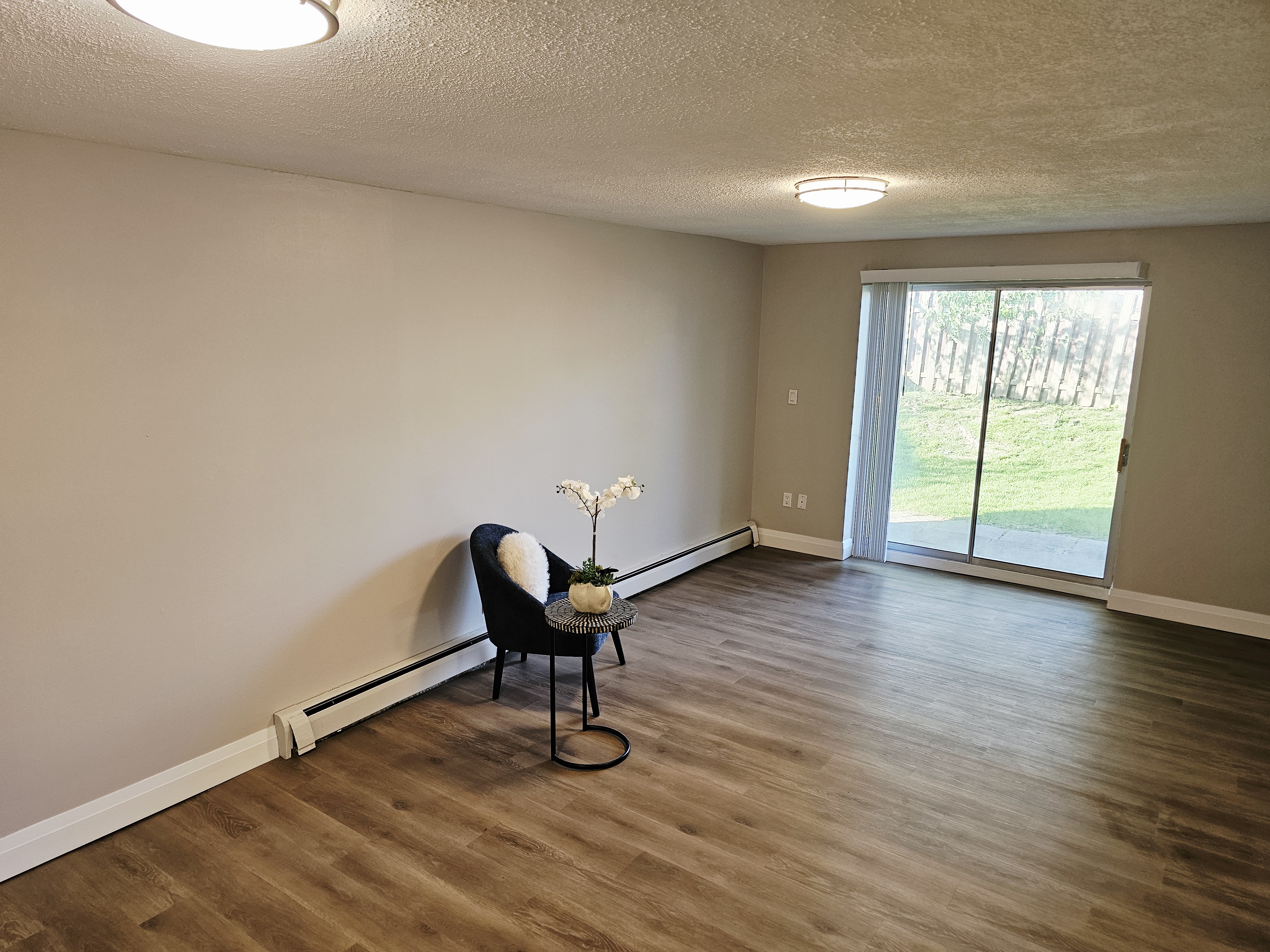 14 Leacrest Court, Kitchener, ON N2E 1H8 — photo 3
