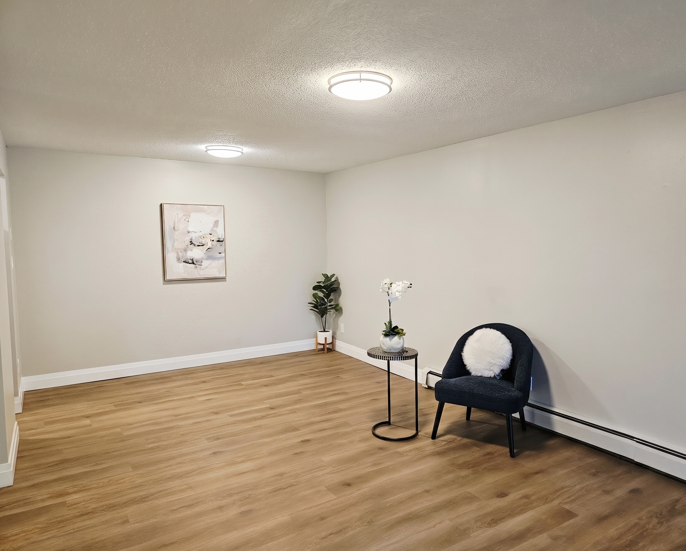 14 Leacrest Court, Kitchener, ON N2E 1H8 — photo 2