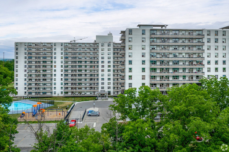 Camelot Towers - 981 Main Street West, Hamilton