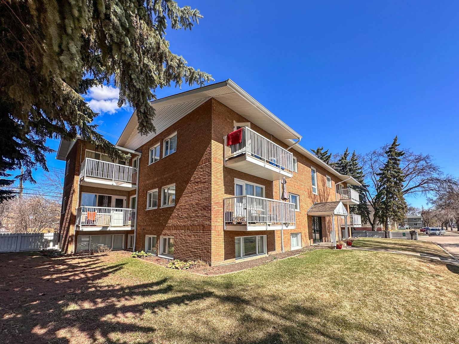 Balcony Apartments - 6110 118th - Photo 11