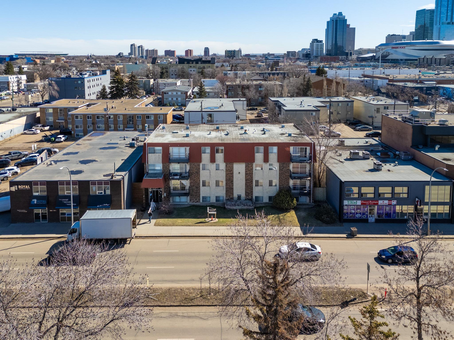 Kings Court - 10625 109th - Photo 13