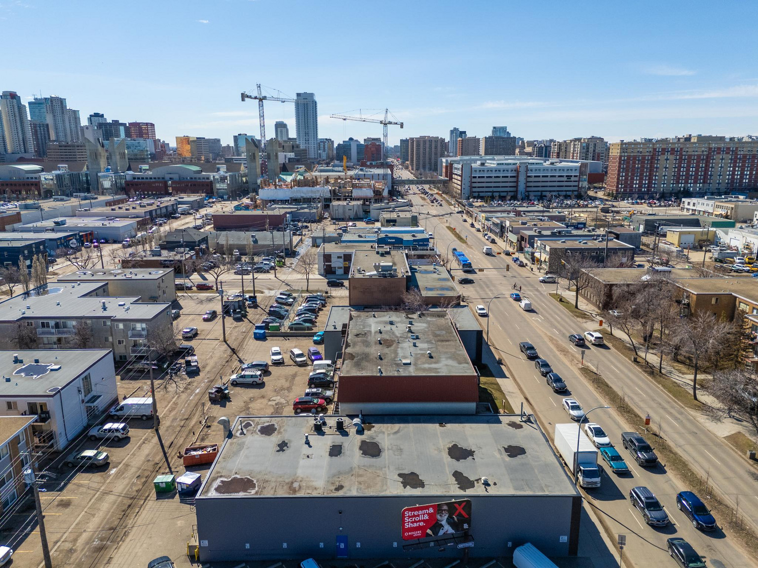 Kings Court - 10625 109th - Photo 15
