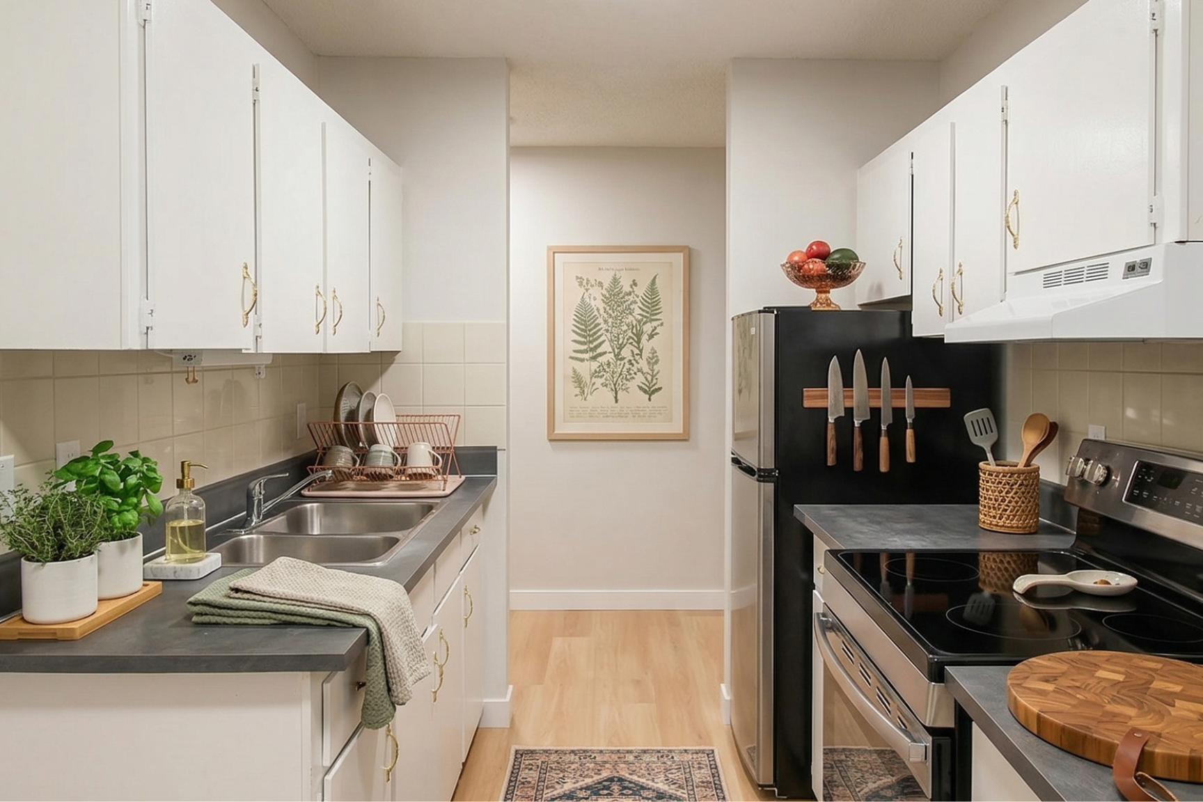 Kings Court - 10625 109th - Photo 5