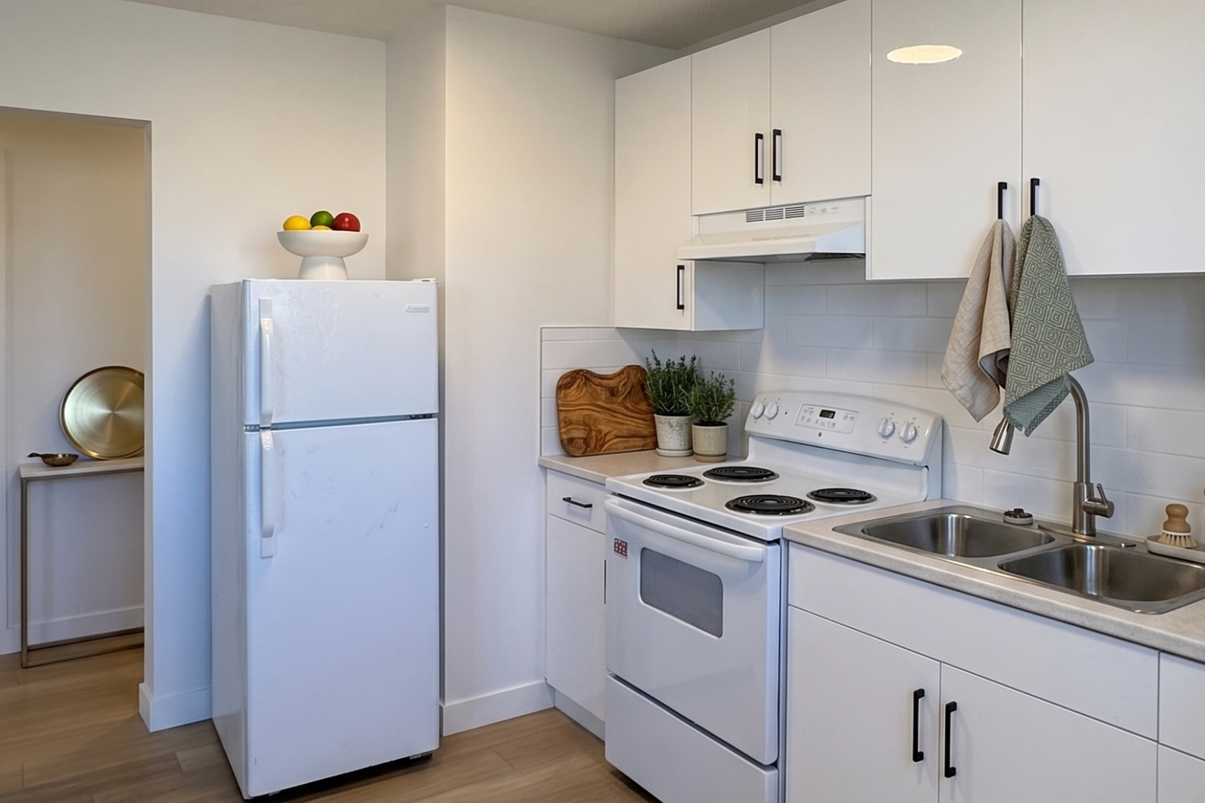 Royal Apartments - 3615 119th - Photo 2