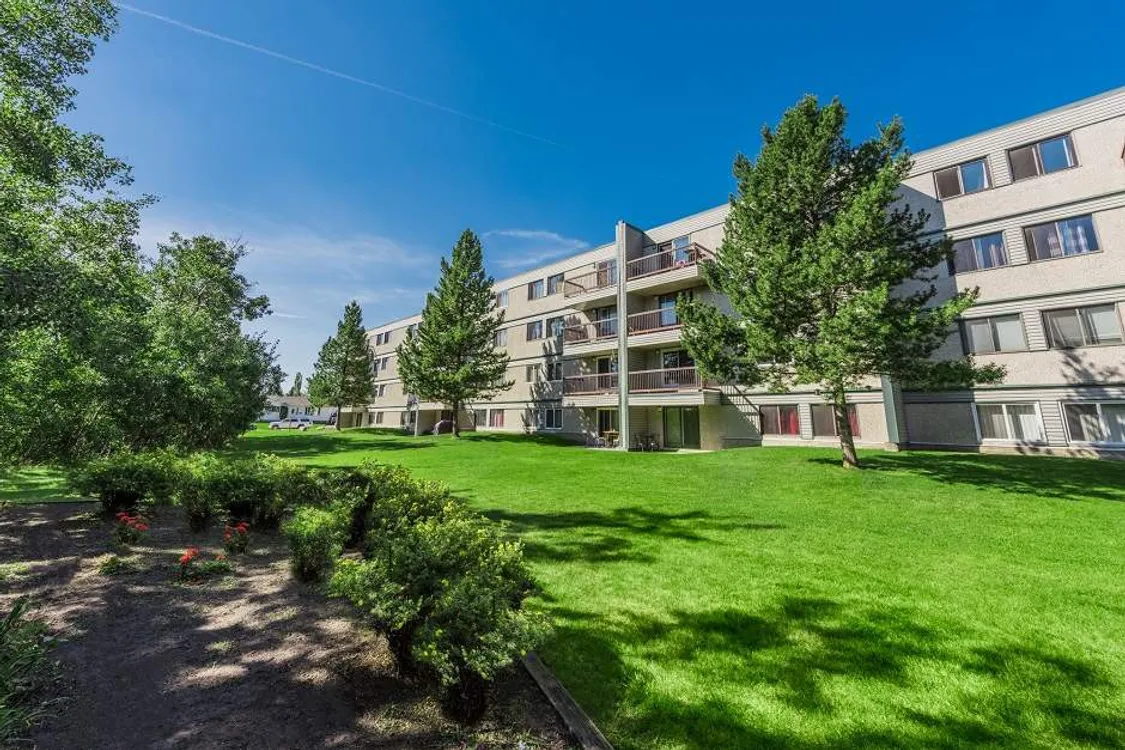 Harrow Court - Photo 4