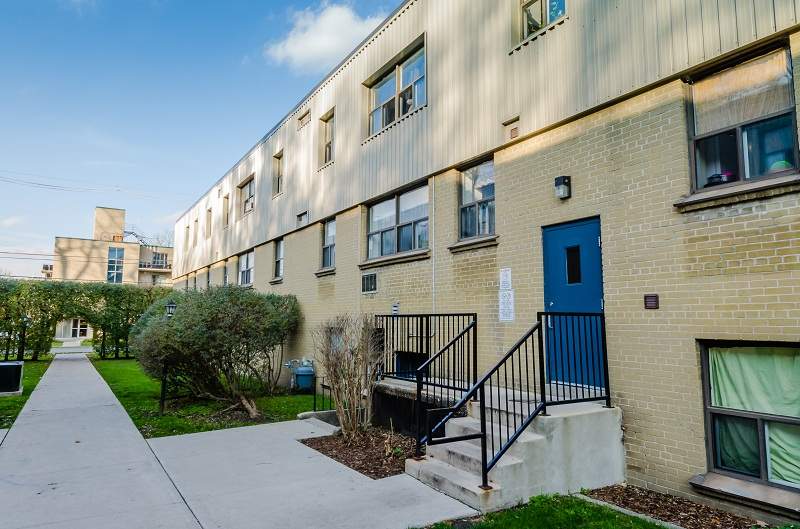 Grand Avenue Apartments - Photo 24