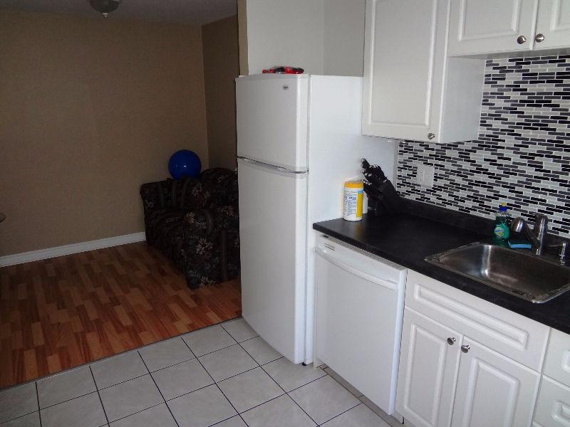 908 Devonshire Ave, Woodstock, ON N4S 5R8 — photo 3