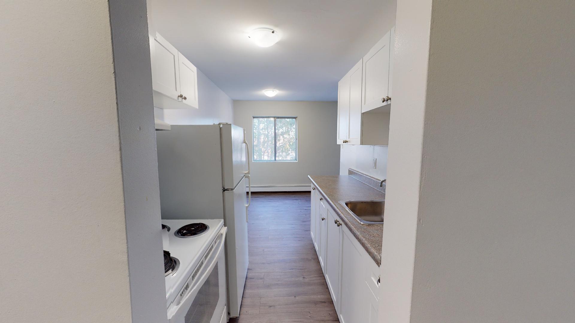 1302 Huron St, London, ON N5Y 4M3 — photo 2