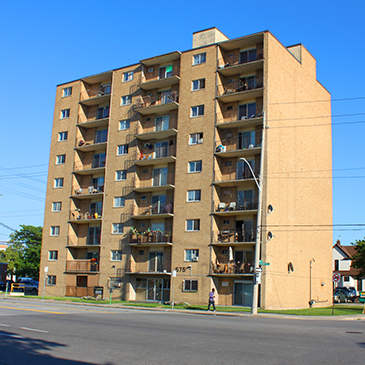 575 University Ave, Windsor, ON N9A 5R4 — photo 2