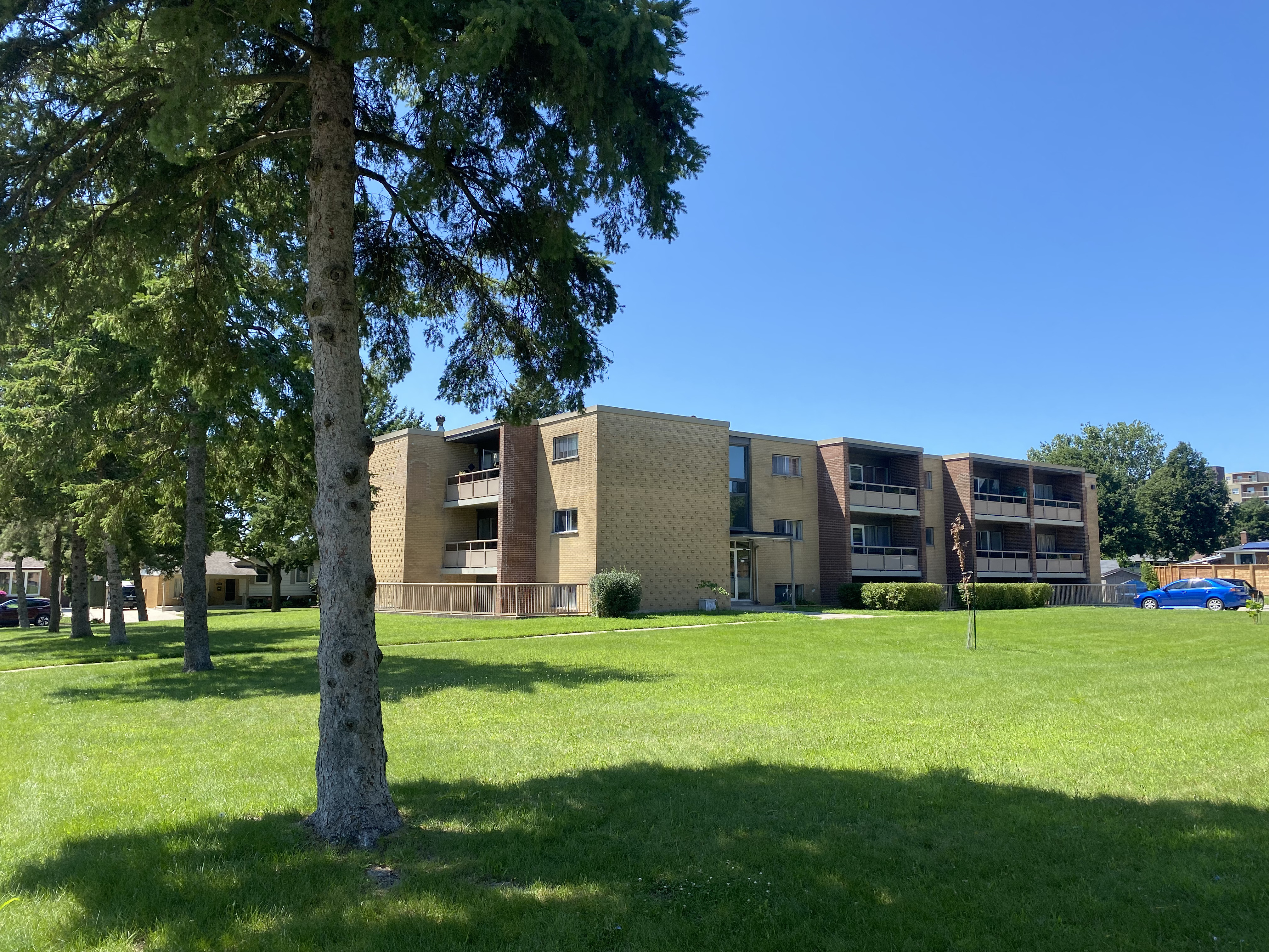 44 Genevive Cres, London, ON N5Y 4A8 — photo 1