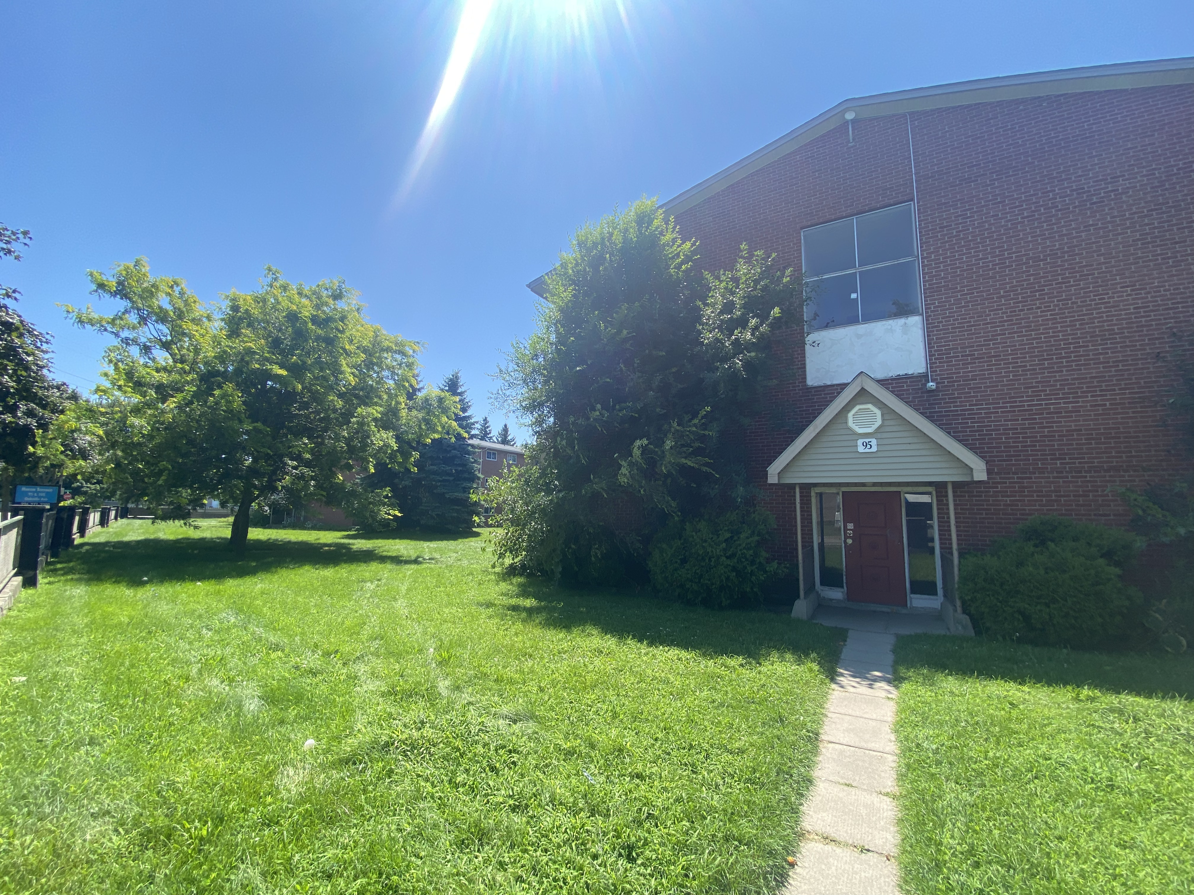 95 Oakville Ave, London, ON N5V 2S3 — photo 1