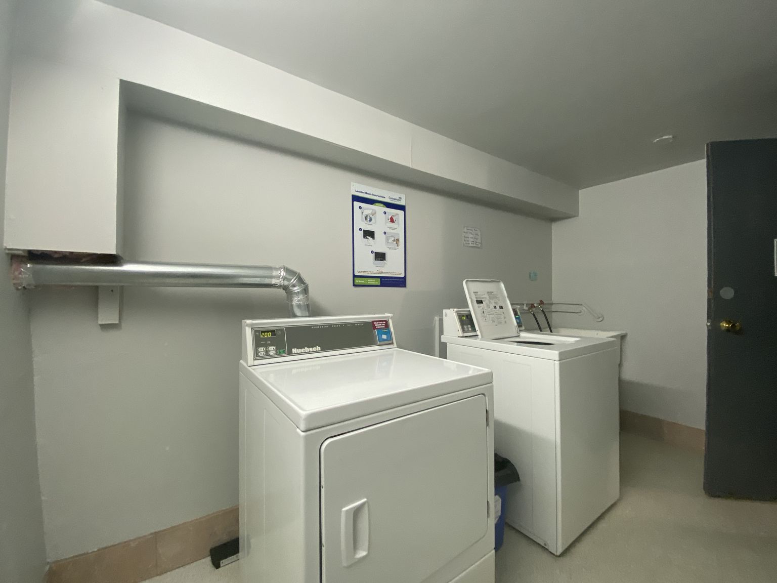 Riviera Garden One Month Free Rent !  - Photo 10