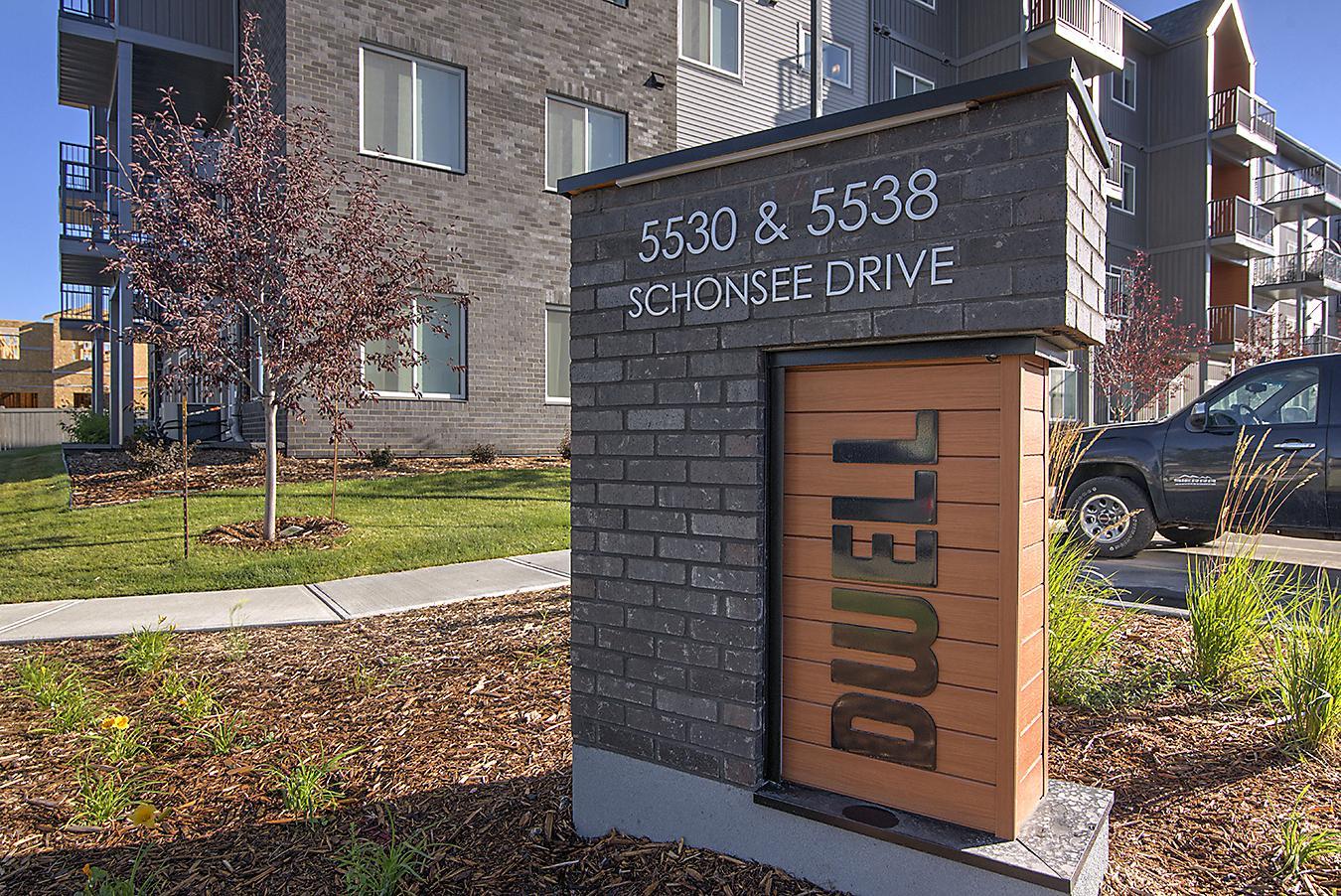 Dwell Luxury 1 & 2 bedroom Suites !  - Photo 2