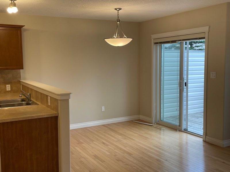 3 Bedroom Townhome with Attached Garage - Photo 7