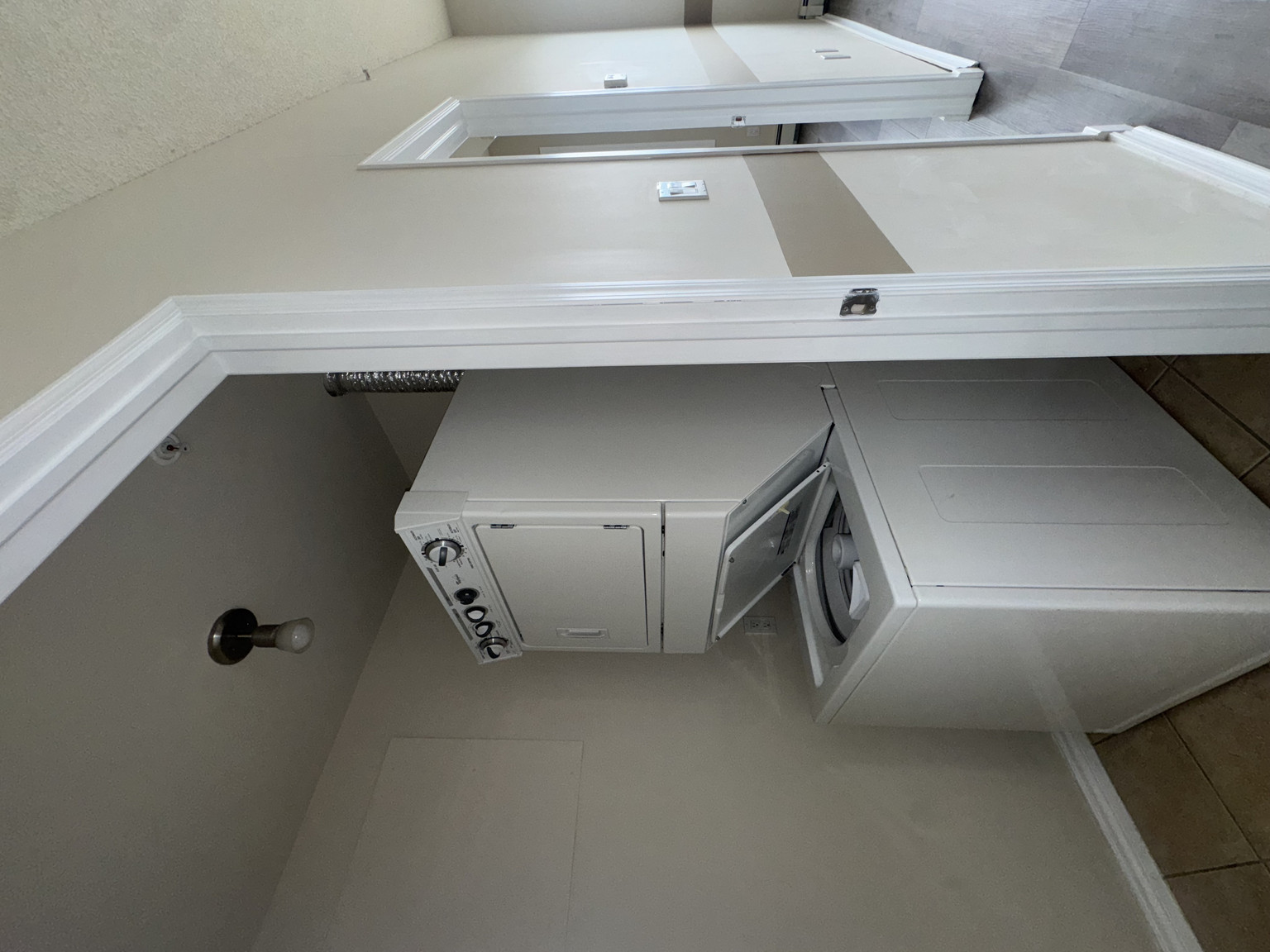 PENTHOUSE SUITE 2504-THE CENTURY CONDO  - Photo 34