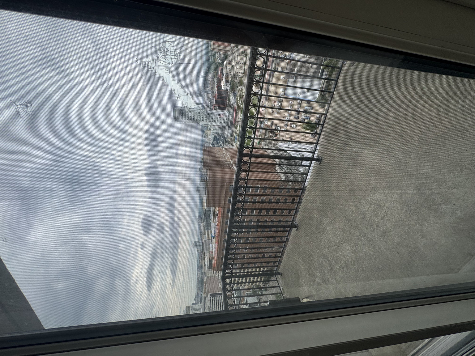 PENTHOUSE SUITE 2504-THE CENTURY CONDO  - Photo 38