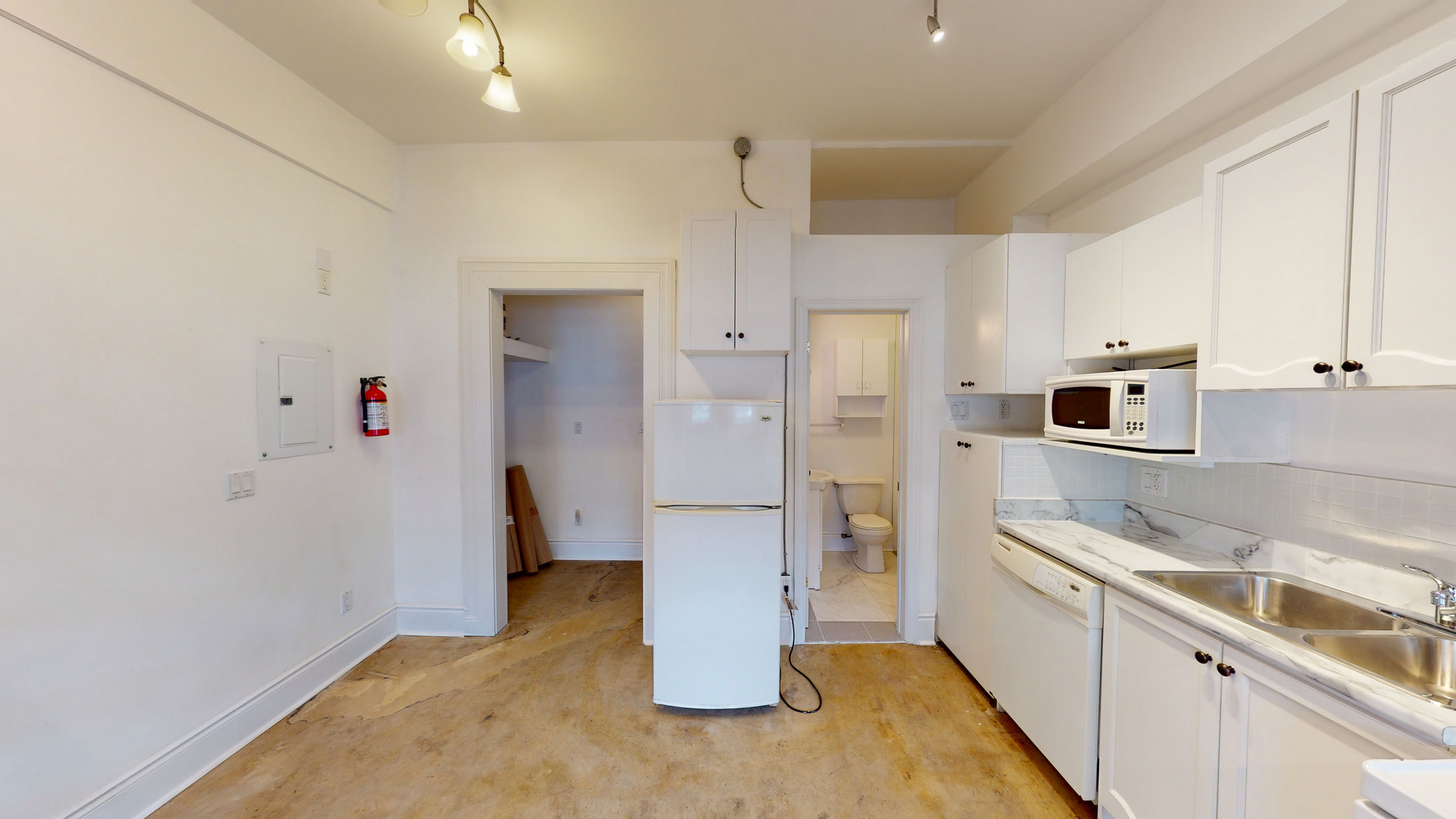 THE GERRARD FLATS - Photo 16