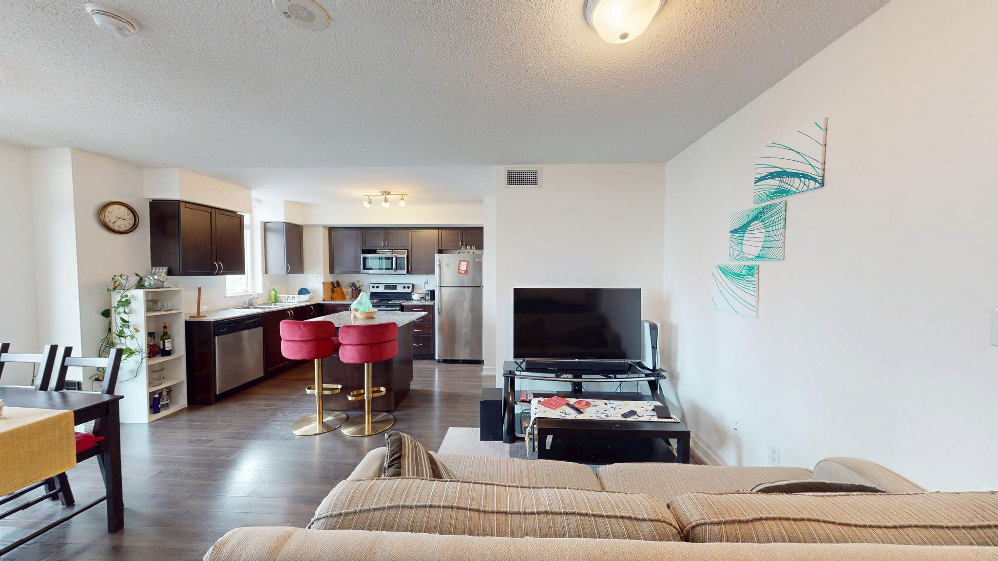 UPSIDE DOWN CONDOS - Photo 12