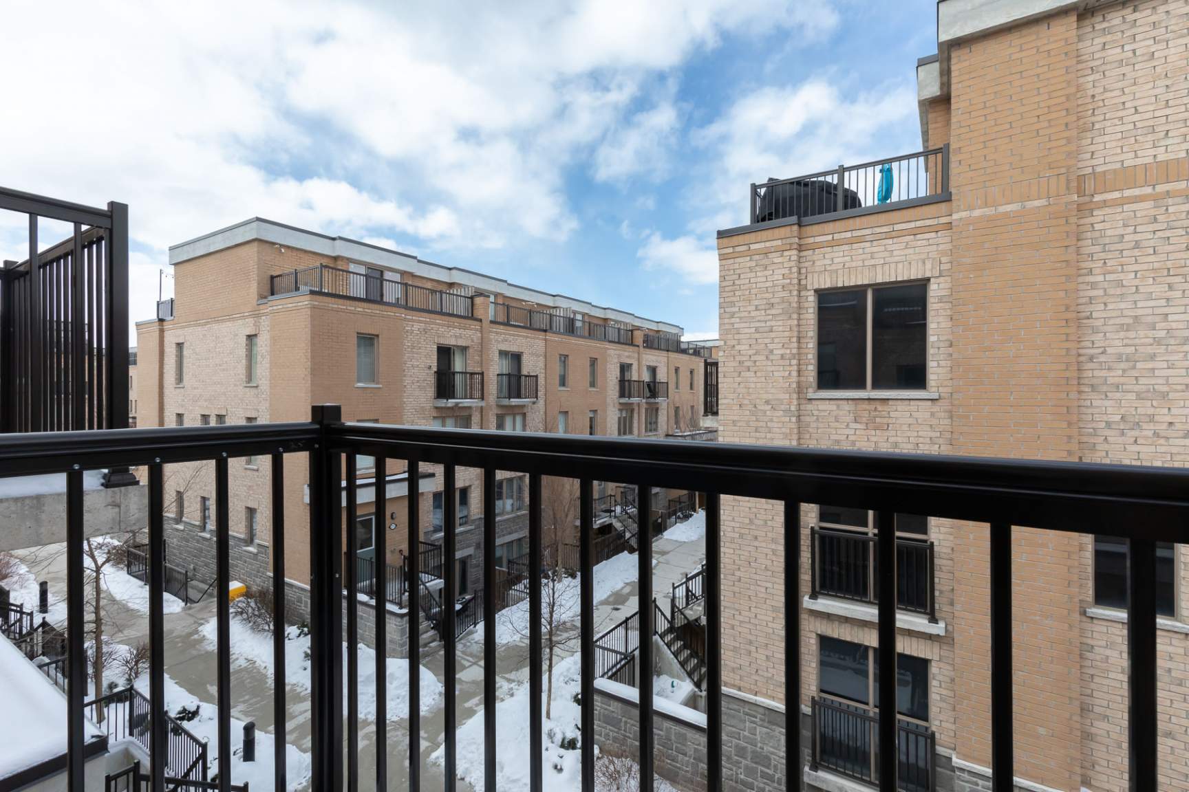 Brownstone on Powerhouse  - Photo 10